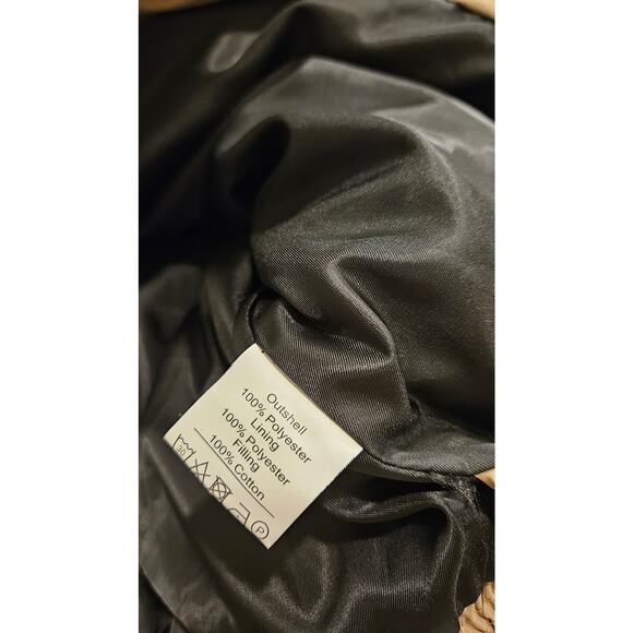 Large Beige Long Sleeve Zip Up Jacket - Picture 5 of 10